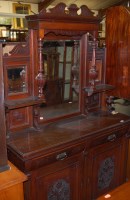 Lot 1425 - An Edwardian walnut mirror back sideboard,...