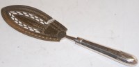 Lot 265 - A George III pierced silver fish slice