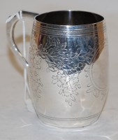 Lot 287 - A small Victorian silver barrel shaped...