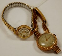 Lot 533 - A 9ct gold cased ladies wristwatch, having...