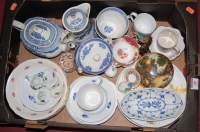Lot 189 - A box of miscellaneous items to include;...