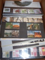 Lot 677 - A box of assorted mainly modern issue first...