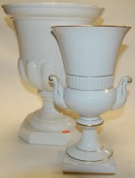 Lot 17 - A large Casa Pupo of London white glazed...