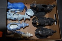 Lot 83 - A Crown Devon Fieldings blue and white...