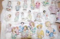 Lot 237 - A collection of Edwardian and later porcelain...