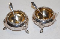 Lot 309 - A cased set of twelve late Victorian silver...