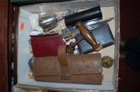 Lot 336 - A small collection of miscellaneous items to...