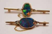 Lot 422 - A 9ct gold and opal set bar brooch and one...
