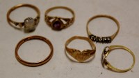 Lot 453 - Assorted ladies rings to include; 9ct gold...