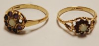 Lot 509 - A ladies 9ct gold, opal and garnet set flower...