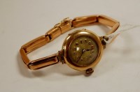 Lot 555 - A ladies 9ct gold cased wrist watch having...