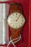 Lot 607 - A gents 9ct gold cased Omega dress watch,...