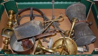 Lot 752 - A box of miscellaneous metalware to include;...