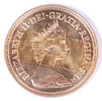 Lot 109 - Great Britain, 1981 gold full sovereign, Queen...