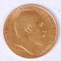 Lot 115 - Great Britain, 1910 gold half sovereign,...