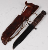 Lot 351 - A Ka-Bar USMC fighting knife, having a 17.5cm...