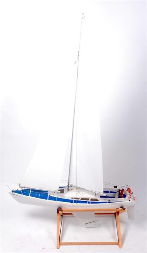 Lot 148 - A radio controlled sailing yacht "Comtesse",...