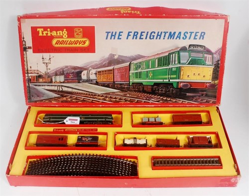 Triang cheap train set