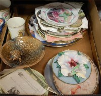 Lot 78 - A box of miscellaneous china to include Wade...