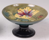 Lot 65 - An early 20th century Moorcroft pottery...