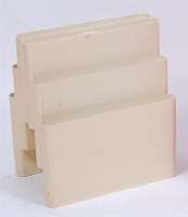 Lot 305 - A Giotto Stoppino for Kartell moulded cream...