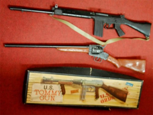 Lot 487 - A boxed Tudor Rose plastic products US tommy...
