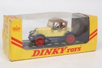 Lot 1938 - Dinky Toys, No.476 Morris Oxford (Bullnose),...