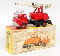 Lot 1917 - Dinky Toys, 970 Jones Fleetmaster cantilever...
