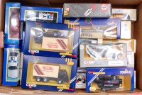 Lot 2636 - 25 mixed boxed modern issue Corgi Classics and...