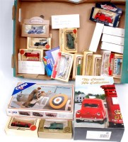 Lot 2672 - 2 boxes of mixed modern issue diecast to...
