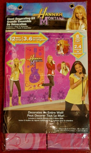 Lot 481 - Five boxes of Hannah Montana Giant Decorating...