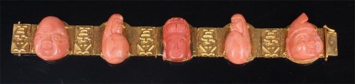 Lot 789 - A Far Eastern yellow gold and coral set...