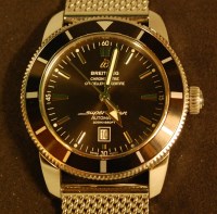 Lot 906 - A gents Breitling Superocean steel cased...