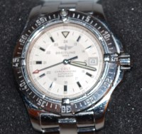 Lot 907 - A Breitling gents Colt steel cased chronograph,...