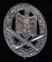 Lot 281 - A German General Assault Combat badge.
