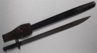 Lot 389 - A British 1907 pattern Lee Enfield bayonet,...