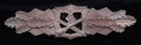 Lot 445 - A German Infantry Close Combat clasp, marked...