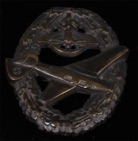 Lot 487 - A German NSFK pilots badge, marked verso GFS....