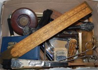 Lot 316 - A box of miscellaneous items to include; horn...