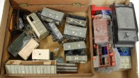 Lot 365 - A Roundhouse Products H0 gauge billboard...