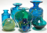 Lot 215 - A small collection of glassware to include;...