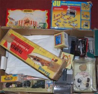 Lot 407 - A collection of assorted children's toys to...