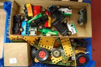 Lot 458 - A small collection of modern diecast toy...
