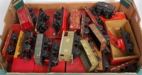 Lot 374 - 2 trays of assorted mainly boxed postwar...