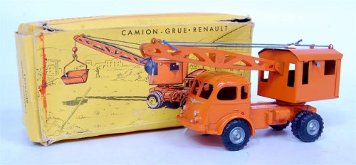 Lot 2524 - CIJ, No. 3/81, Renault crane truck, burnt...