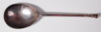 Lot 123 - A Charles I silver seal-top spoon, mark of...