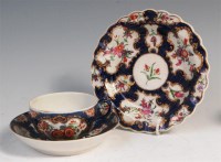 Lot 80 - A first Period Worcester blue scale teacup and...
