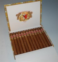 Lot 965 - Romeo & Juliet of Havana, Churchill Cigars,...