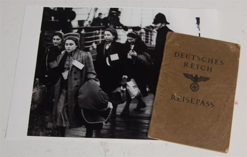 Lot 349 - A Deutsches Reich Reisepass (Kindertransport...