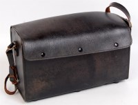 Lot 107 - A BR leather driver's bag